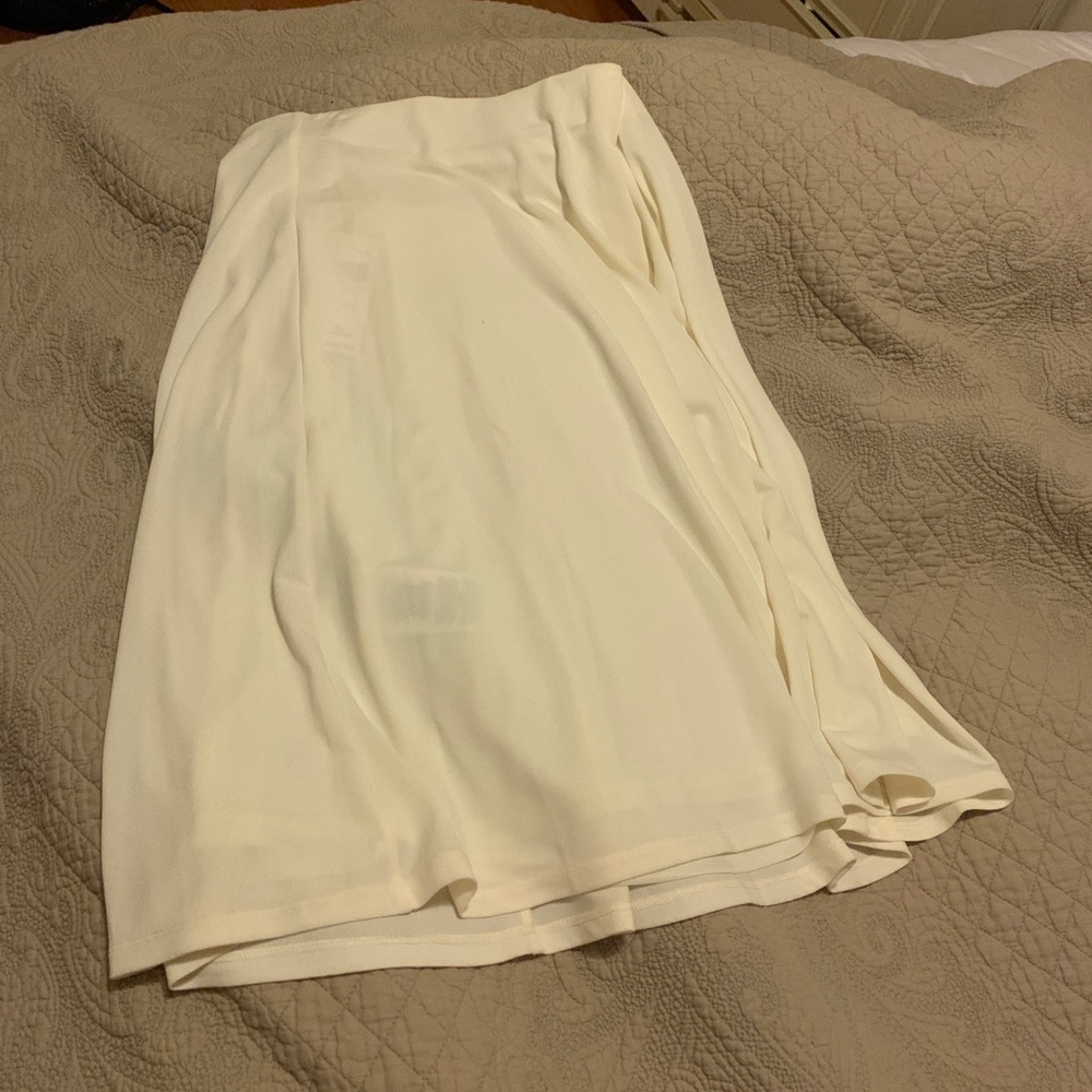 BCBB generation skirt with tags never worn